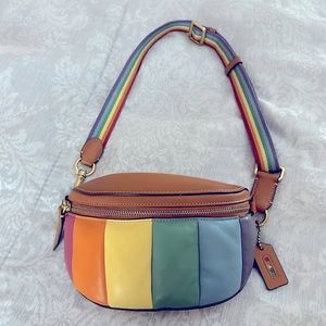 Coach Rainbow 🌈 Fanny Pack